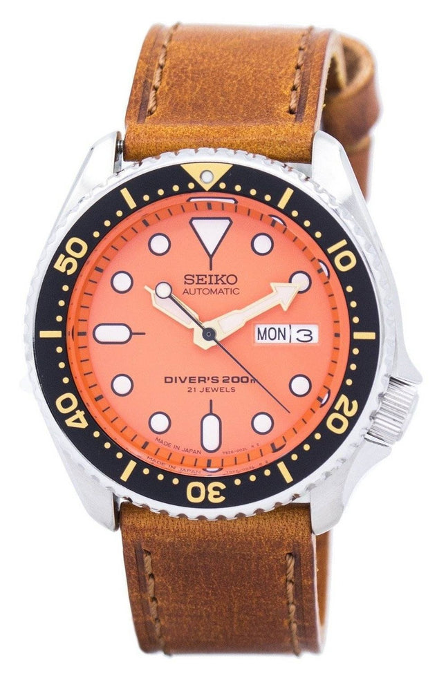 Seiko Automatic Diver's Brunt Läder SKX011J1-var-LS9 200M herrklocka